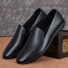 Threebooy Low-Top Men's Slip-On Soft Surface Bean Shoes Fashionable Casual round Toe Flat Heel Rubber Outsole Comfortable Interior
