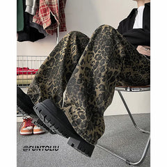 Threebooy Trendy Leopard Print Jeans Man pants fasnion unisex American High Street Trousers Harajuku Style Baggy High Waist Casual Pants