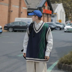 Threebooy Sweater Man Sleeveless Korean Fashion New In Waistcoat Elegant Aesthetic Loose Fit Designer Y2k Style Cheap Knit Vests for Men