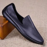 Threebooy Low-Top Men's Slip-On Soft Surface Bean Shoes Fashionable Casual round Toe Flat Heel Rubber Outsole Comfortable Interior