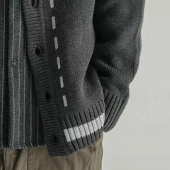 Threebooy Autumn Winter V-neck Sweater Cardigan Men's Casual Loose Fitting Thread Jacket Japanese Trend Korean Version Knitted Sweater