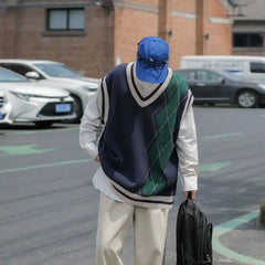 Threebooy Sweater Man Sleeveless Korean Fashion New In Waistcoat Elegant Aesthetic Loose Fit Designer Y2k Style Cheap Knit Vests for Men