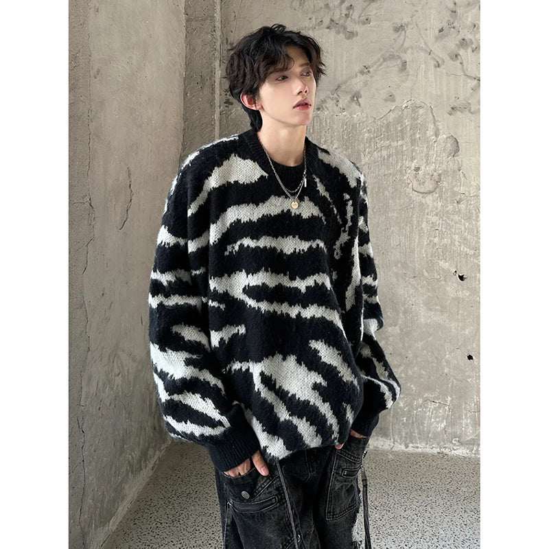 Threebooy New Popular Contrast Color Sweater High Quality Black Casual Round Neck Knitted Sweater Autumn Winter Men's Lazy Pullover