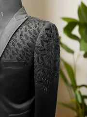 Threebooy Luxury Beaded Men Suits Slim Fit 2 Piece Jacket Pants Peaked Lapel Single Breasted Groom Wedding Tuxedos Formal Prom