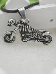 Threebooy Men's Vintage Moto Skull Necklace