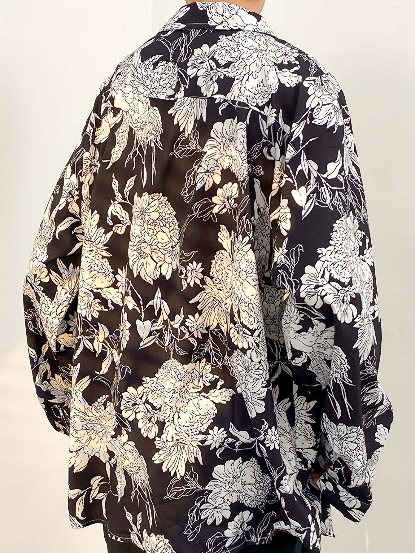 Threebooy National Tide Style Beach Holiday Style Floral Shirt Long Sleeves, Suitable for All Seasons, Suitable for City Walks, Street Outdoor Activities, Casual Outings, Parties, Beaches, Anniversaries, And Gifts