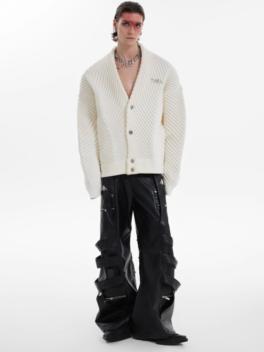 Threebooy [CultureE] loose V-neck sweater na1531