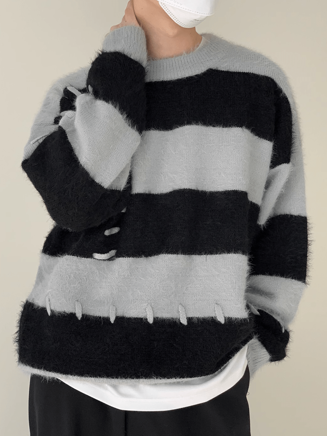 Threebooy [DAZIONSED] Patch design mohair knit sweater na772