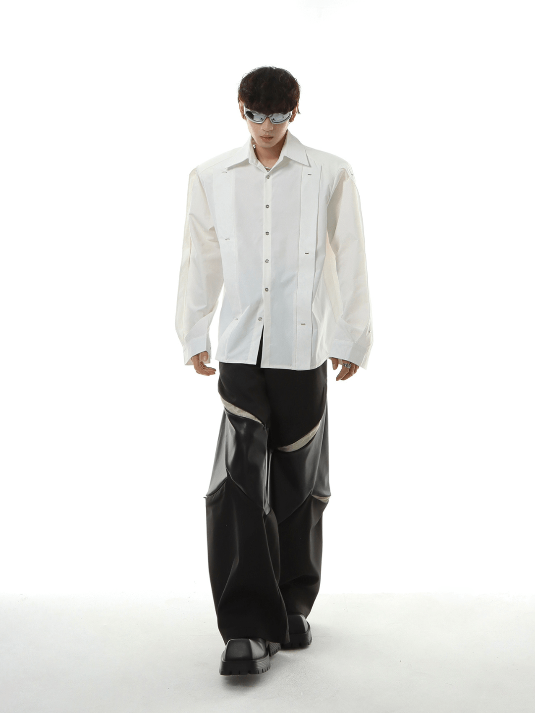 Threebooy [MARTHENAUT] shoulder pads white long-sleeved shirt na991