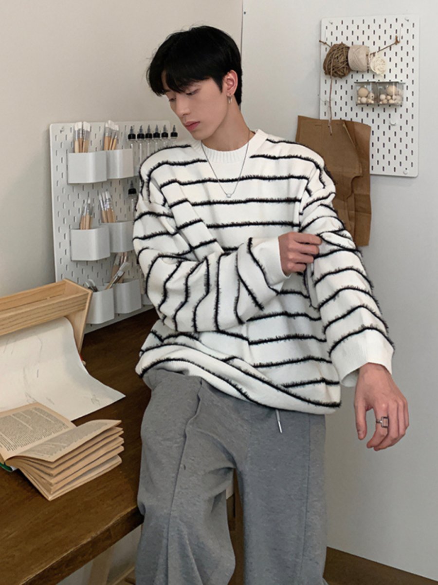 Threebooy [ONELYC1NS]Black and white striped knit na1430