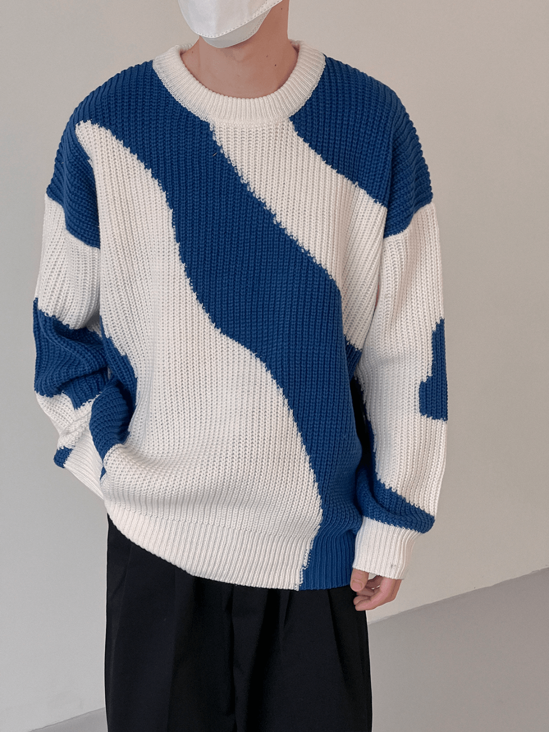 Threebooy [DAZIONSED] Contrast Pull Sweater NA603