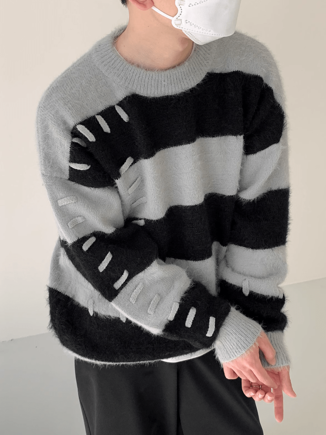 Threebooy [DAZIONSED] Patch design mohair knit sweater na772