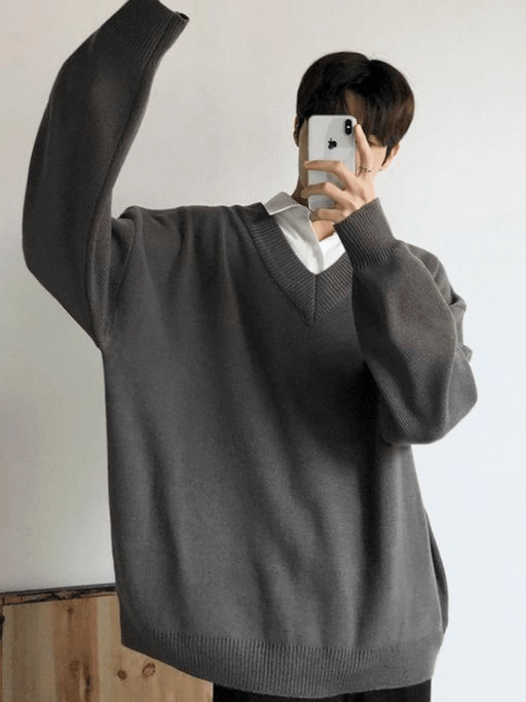 Threebooy [MRCYC] Loose V Neck Sweater na44