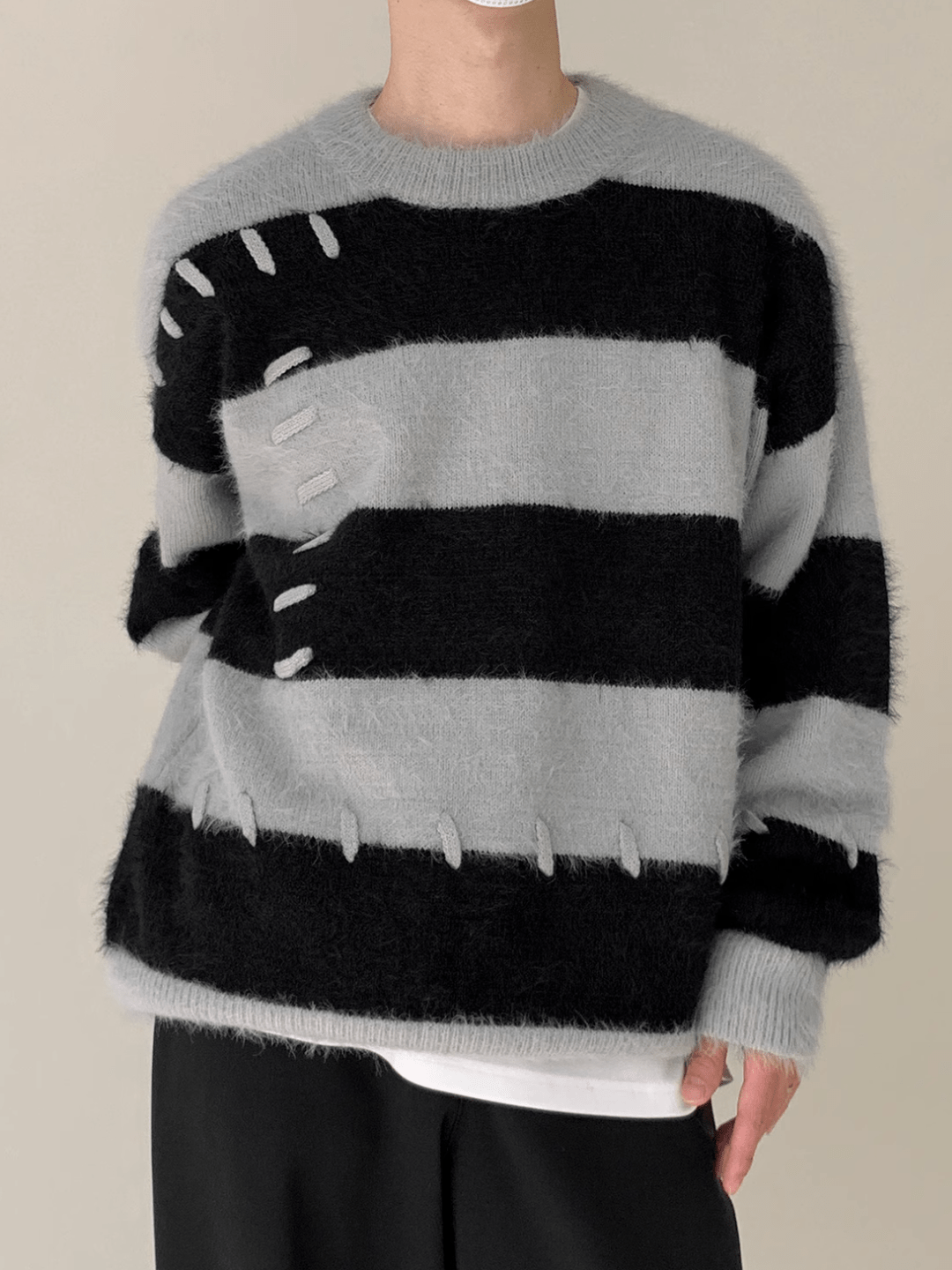 Threebooy [DAZIONSED] Patch design mohair knit sweater na772