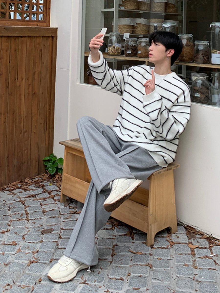Threebooy [ONELYC1NS]Black and white striped knit na1430