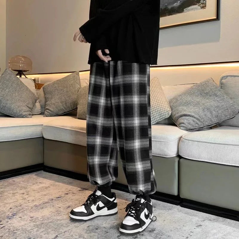 Threebooy Casual Pants Men Fashion Retro Plaid Pants Men Streetwear Loose Hip-hop Straight Pants Mens Vintage Trousers Large Size 5XL