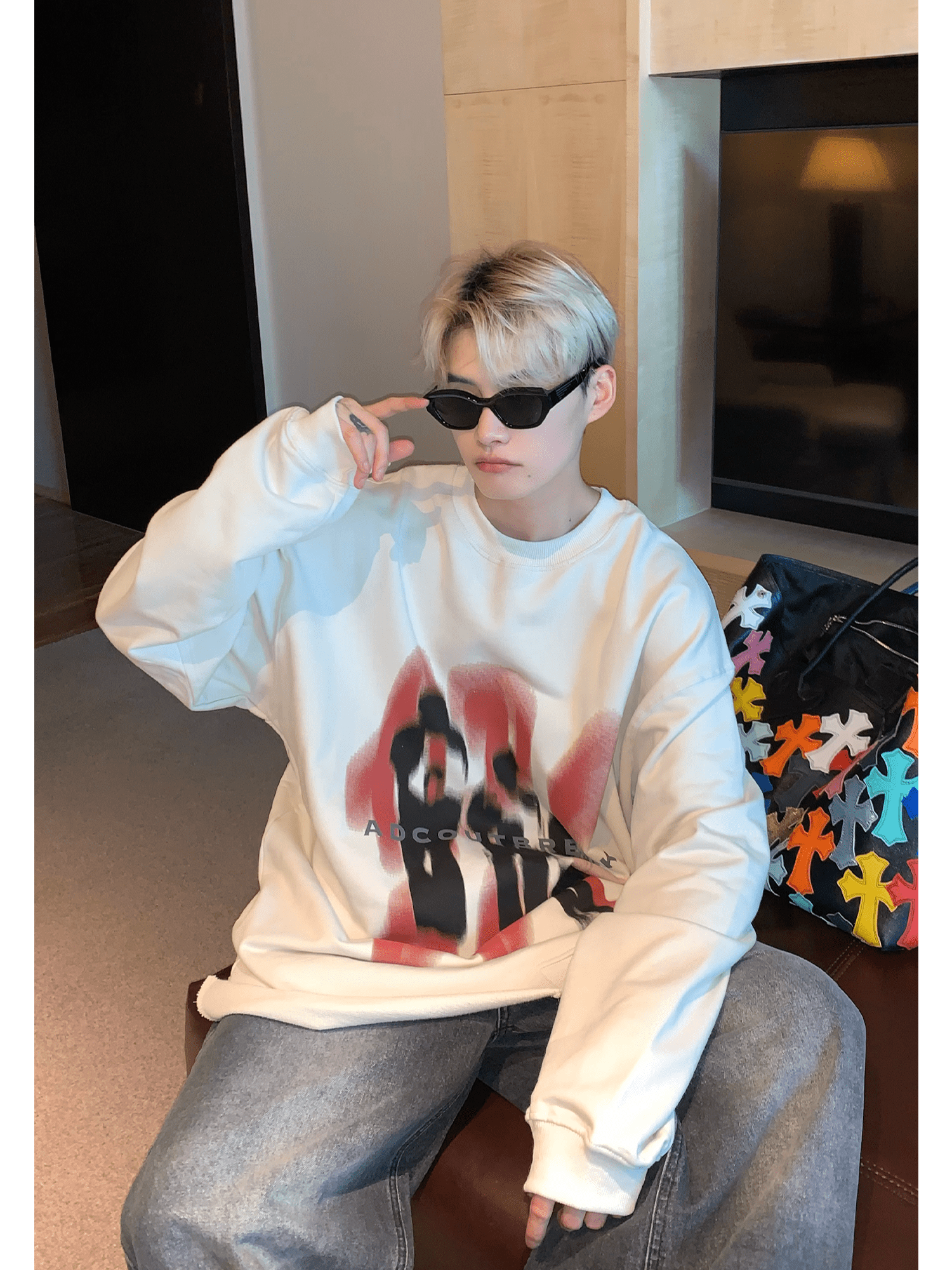 Threebooy [CUIBUJU] color contrast printing sweater NA846