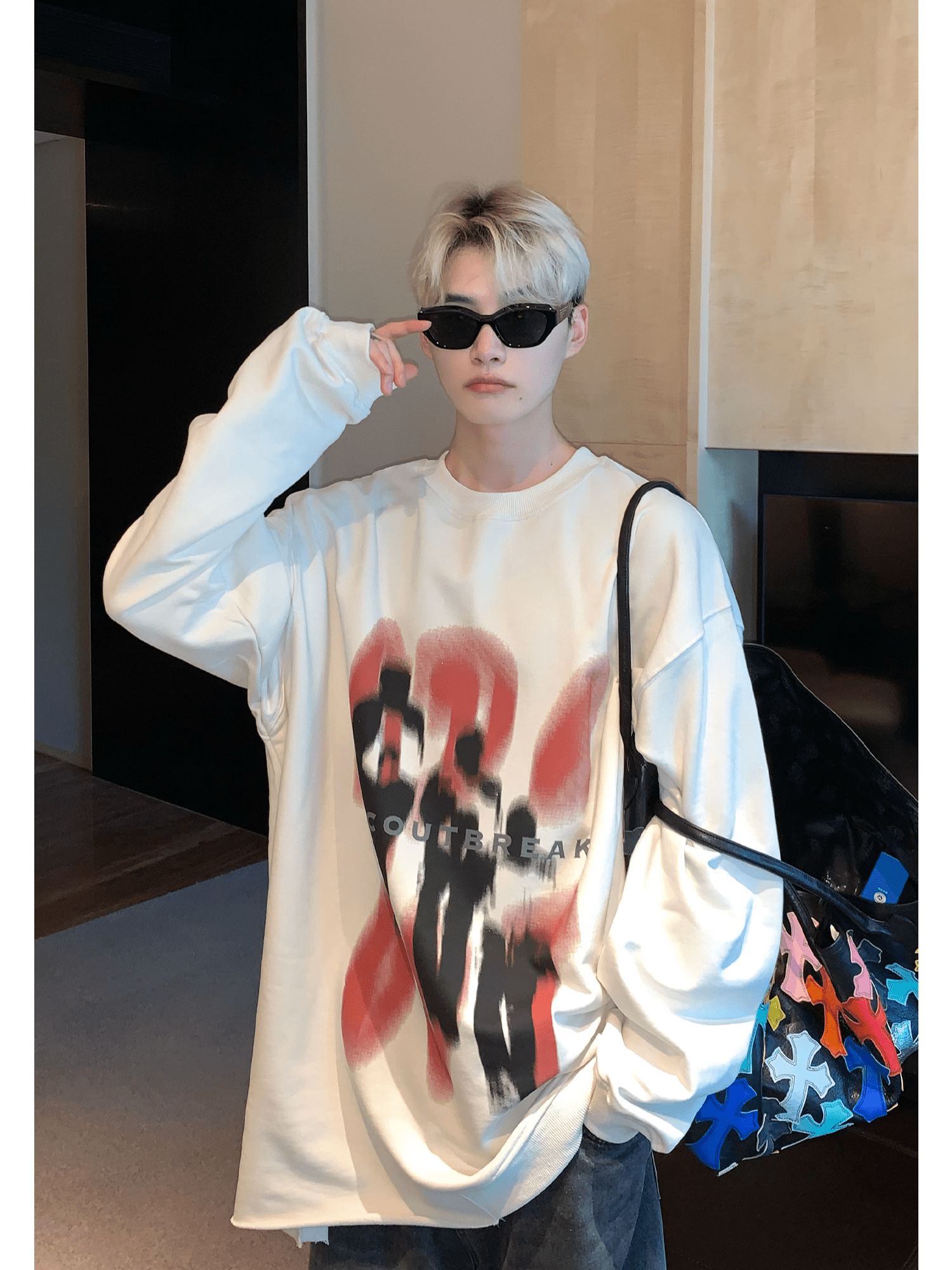 Threebooy [CUIBUJU] color contrast printing sweater NA846