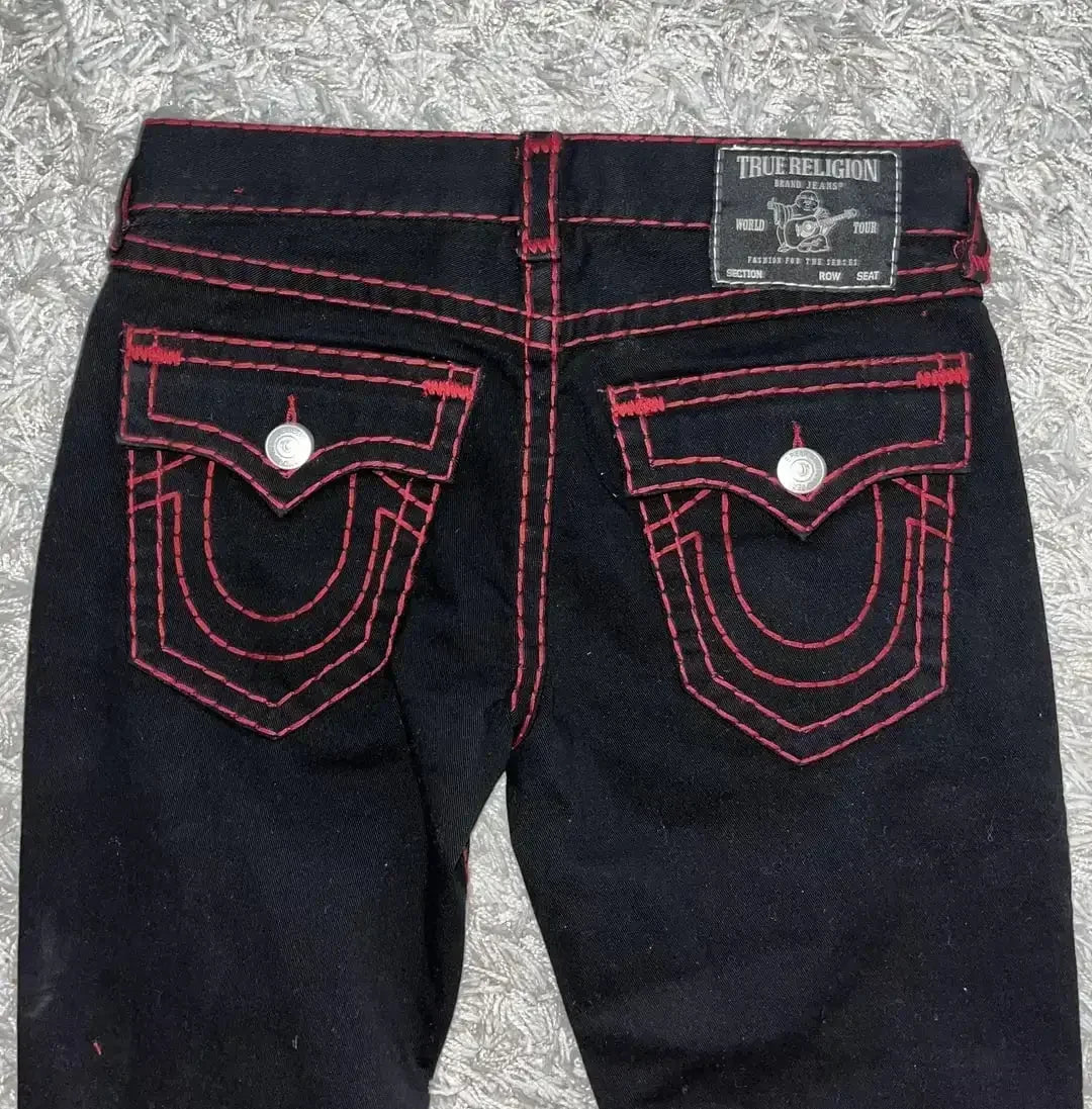 Threebooy Y2K New Line Embroidered Red Denim Mid Pants American Retro Gothic Jeans Men Street Hip Hop Harajuku Punk Loose Wide Legs Shorts