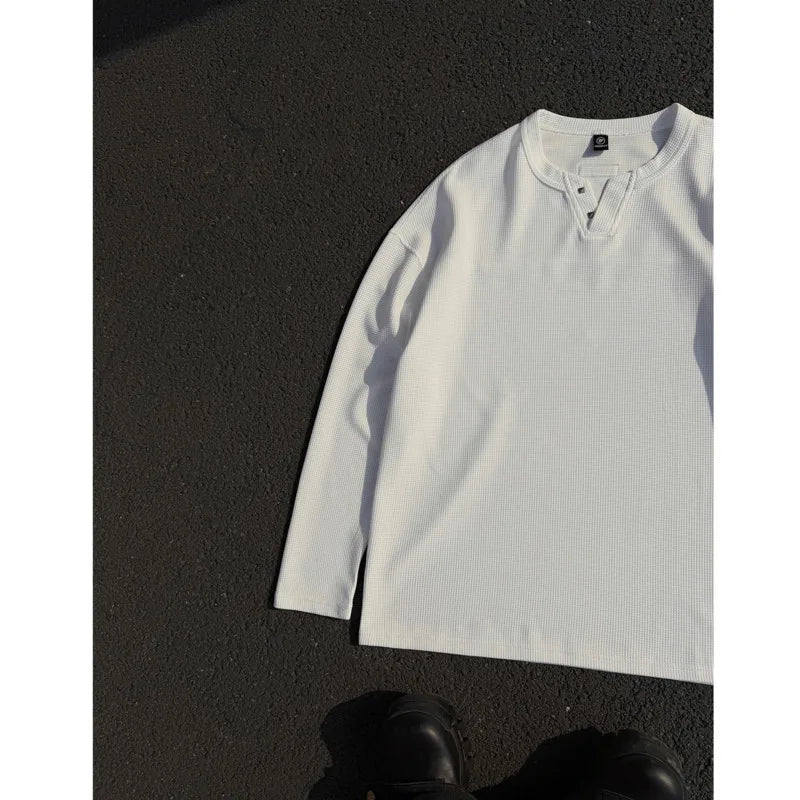 Threebooy Autumn White Long Sleeved T-shirt Men Fashion Black V-neck T-shirt Men Japanese Streetwear Hip-hop Loose Plaid T Shirt Mens Top