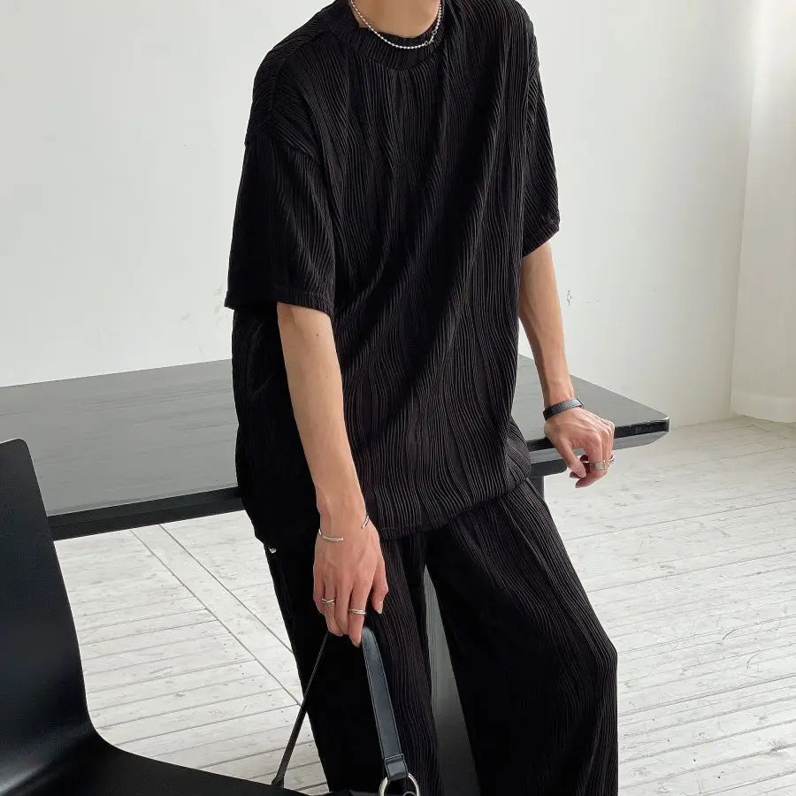 Threebooy Mature Style Two-piece Set of Wavy Pleated Short-sleeved T-shirt Men's Loose Casual Straight-dial Long Trousers Tracksuit Summer