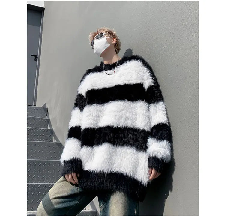 Threebooy Autumn Winter Men's New Round Neck Leisure Pullovers Male Mink Velvet Sweater Tops Men Korean Striped Knitted Tops S822