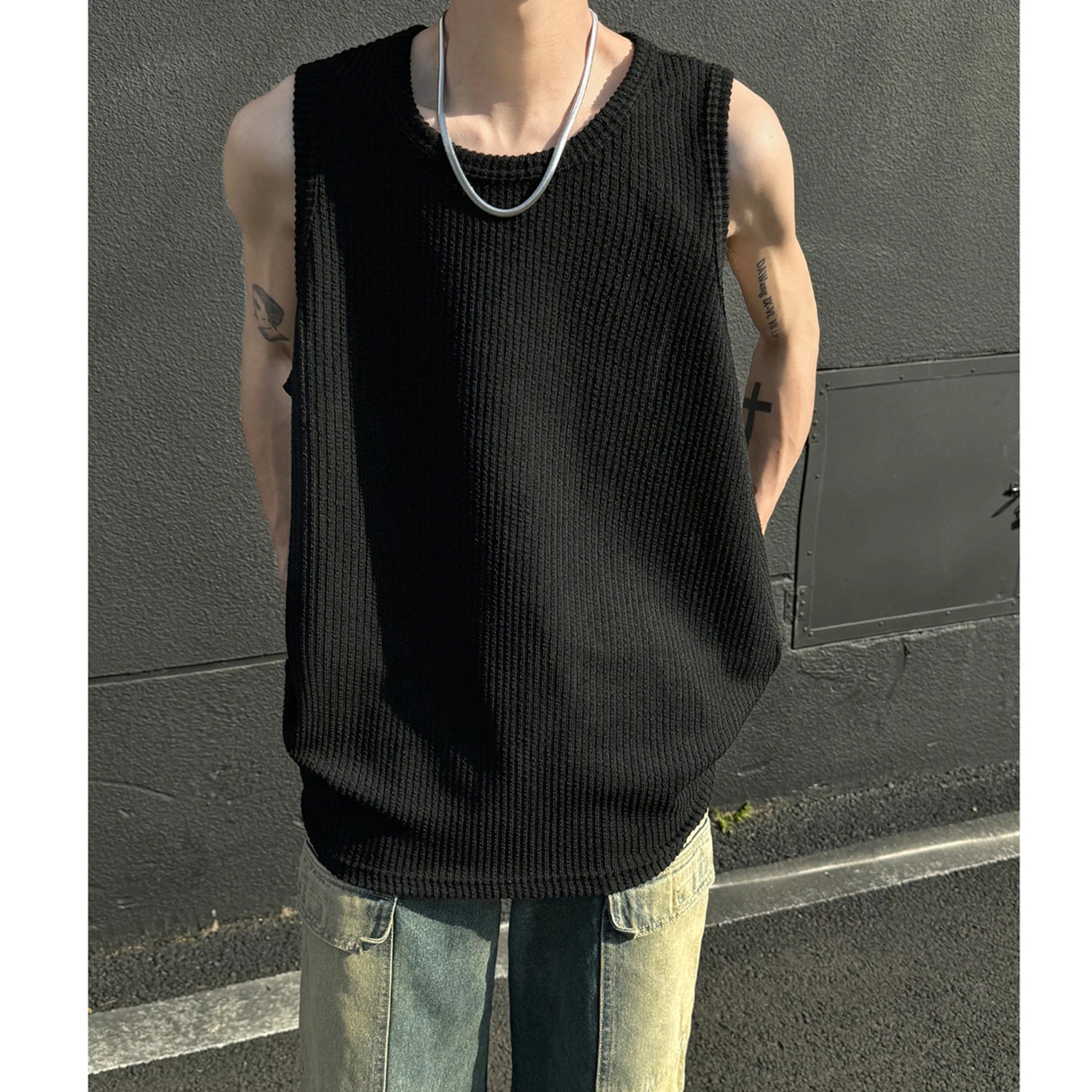 Threebooy Men O-Neck Sleeveless Vertical Stripe TShirts Summer Loose Casual Tank Tops Man Fashion Oversized Singlets Male Clothing