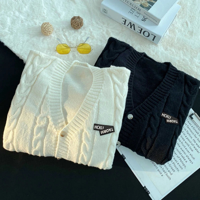 Threebooy Letter Twists Cardigan Sweater Men New Preppy Grunge Cityboy Knit Jacket Japan Couple Casual V-neck Sweater Coat