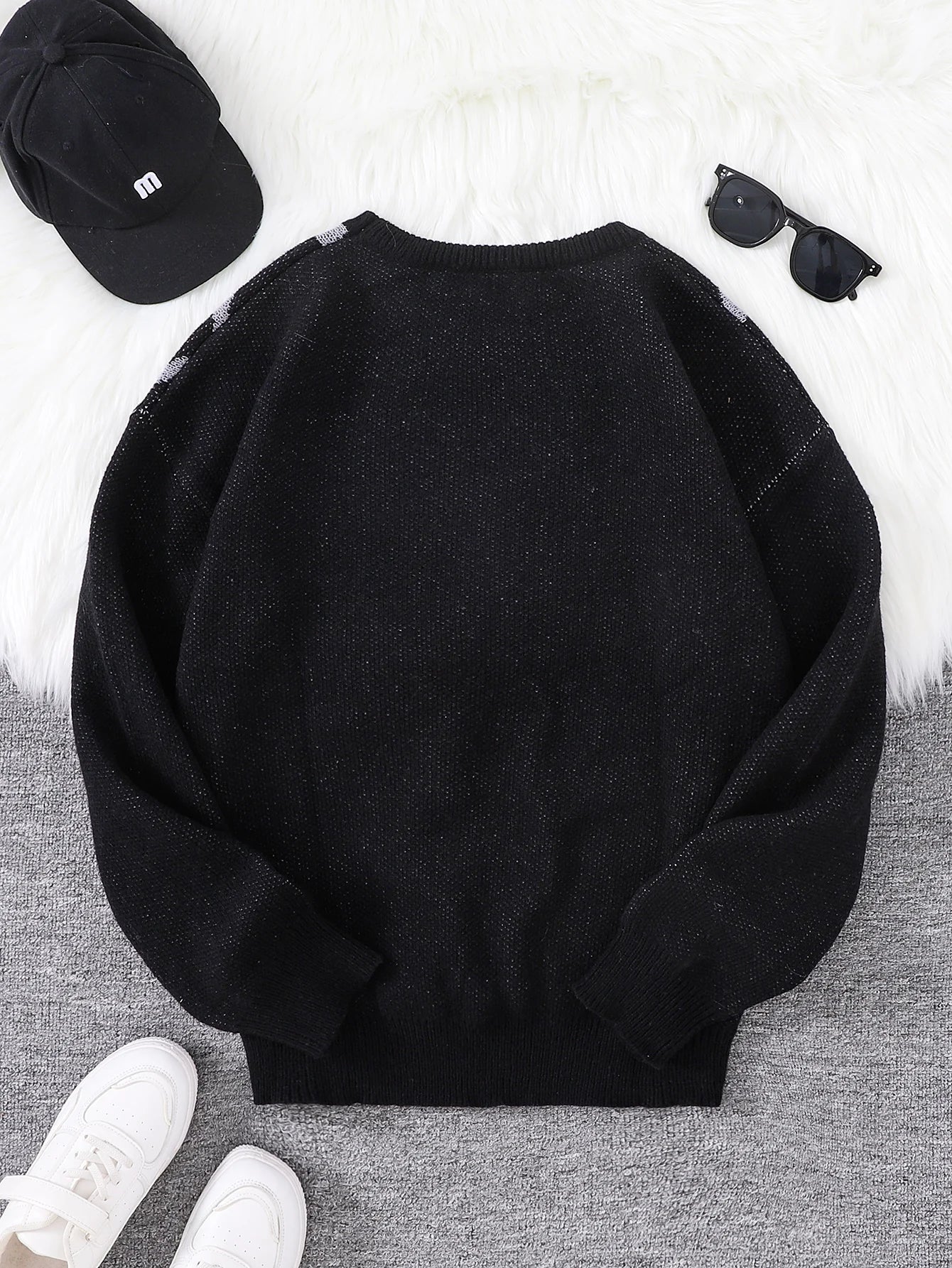 Threebooy  New Popular Autumn and Winter Spider Web Jacquard Pattern Pullover Sweater Casual Round Neck Knitted Men's Pullover