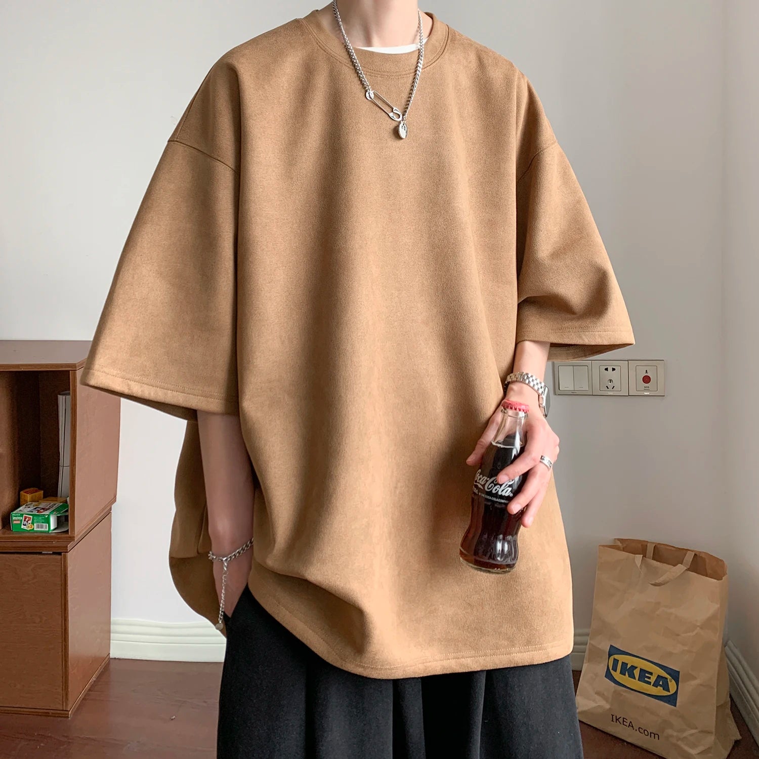Threebooy  Summer T Shirt Men Oversized Solid Color Retro T Shirt Men Streetwear Hip-hop Loose Short Sleeved T-shirt Mens Suede T shirt