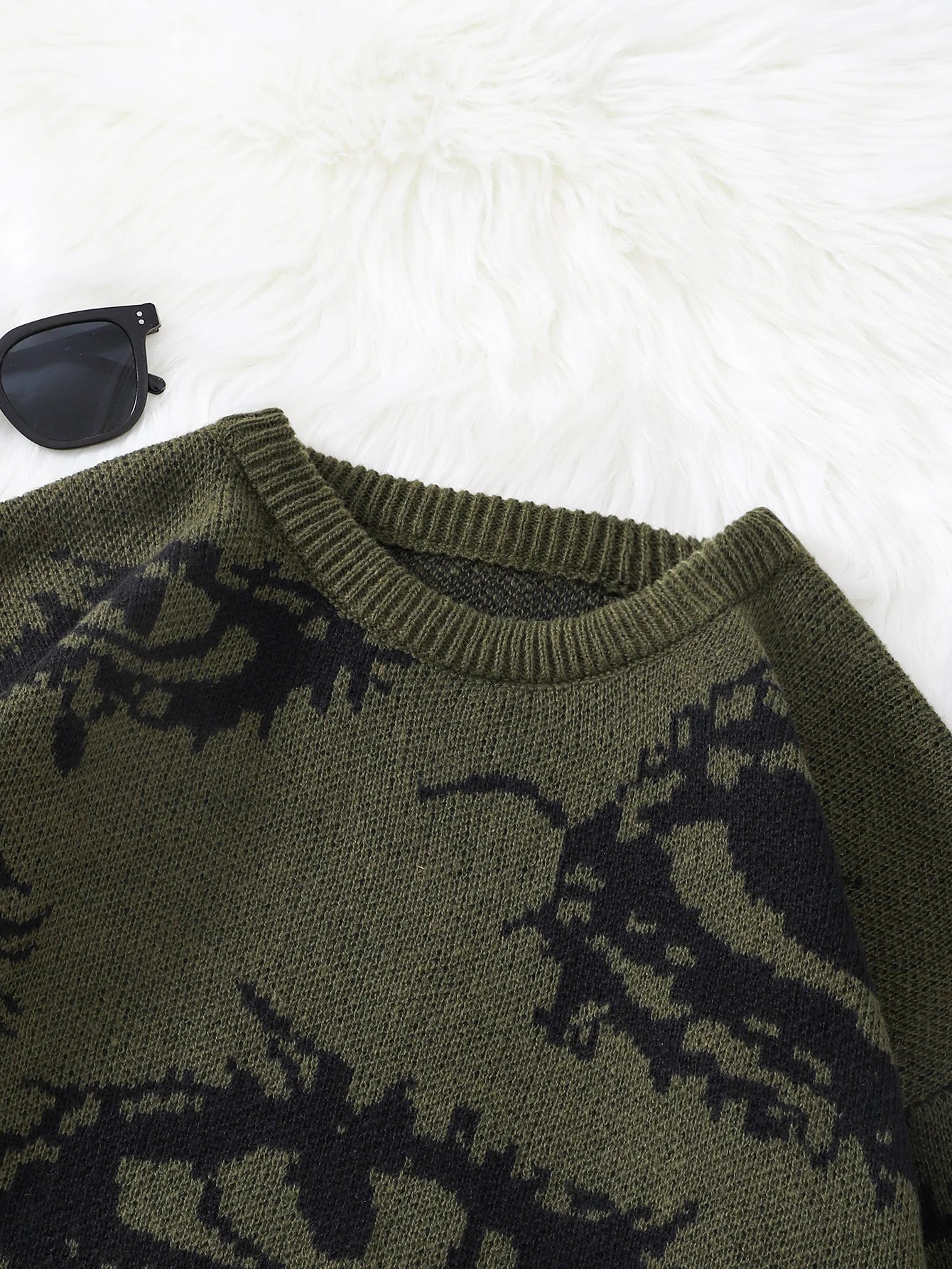 Threebooy  New Popular Autumn and Winter Abstract Eye Jacquard Pattern Pullover Sweater Casual Round Neck Knitted Men's Pullover