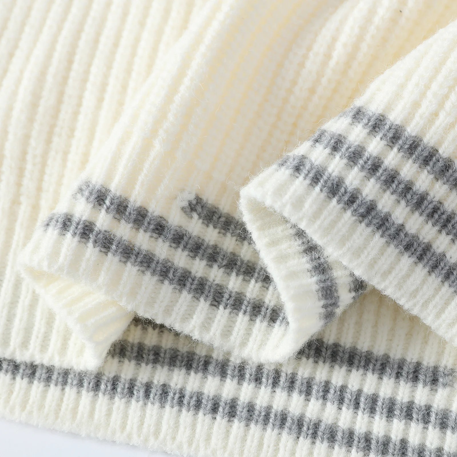 Threebooy Men Retro Color Collision Twist Sweater Loose Fit Round Neck Knit Jumper Pullover Autumn Winter Casual 4 Colors Knitted Sweaters