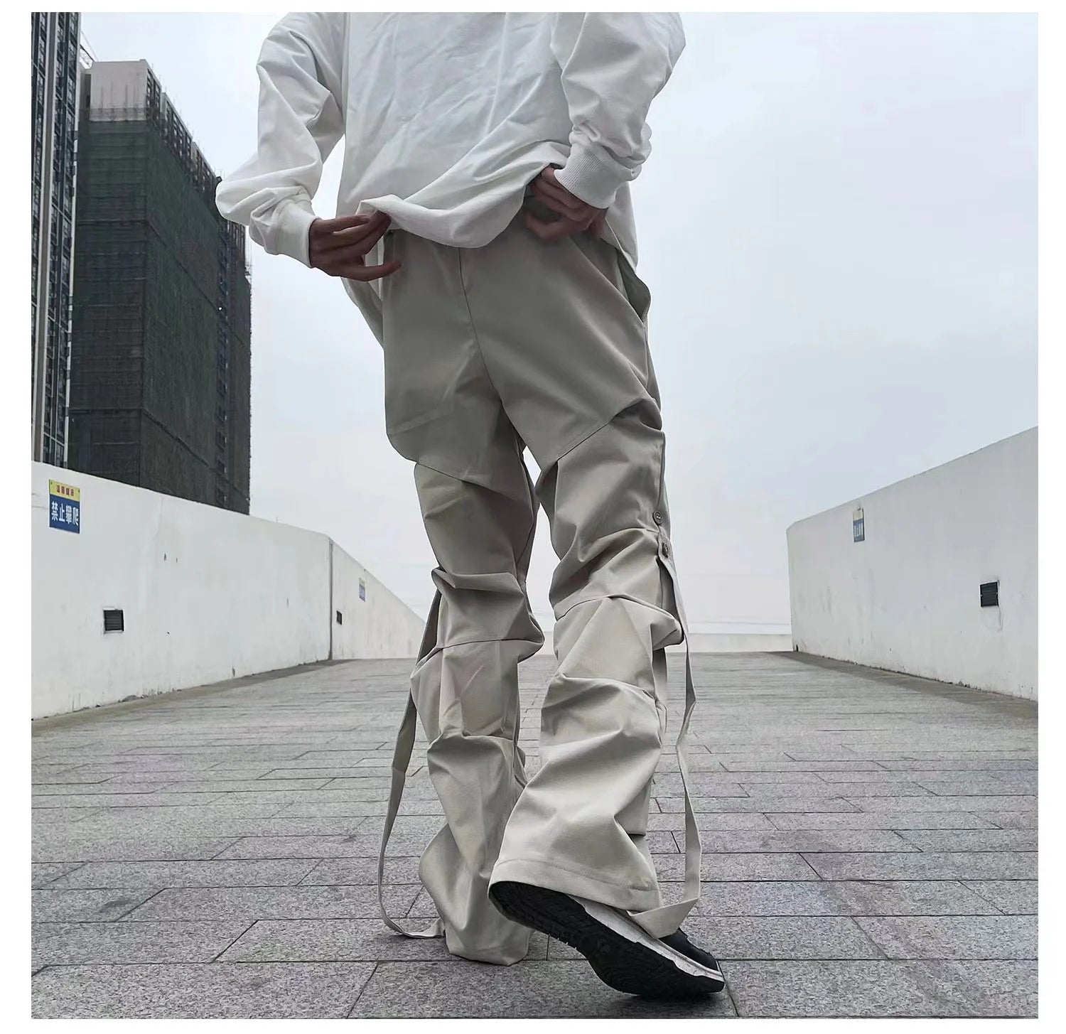 Threebooy Korean Streetwear Men Fashion Summer Pleated Overalls Men's Pants Loose Straight Button Casual Male Solid Color Trousers