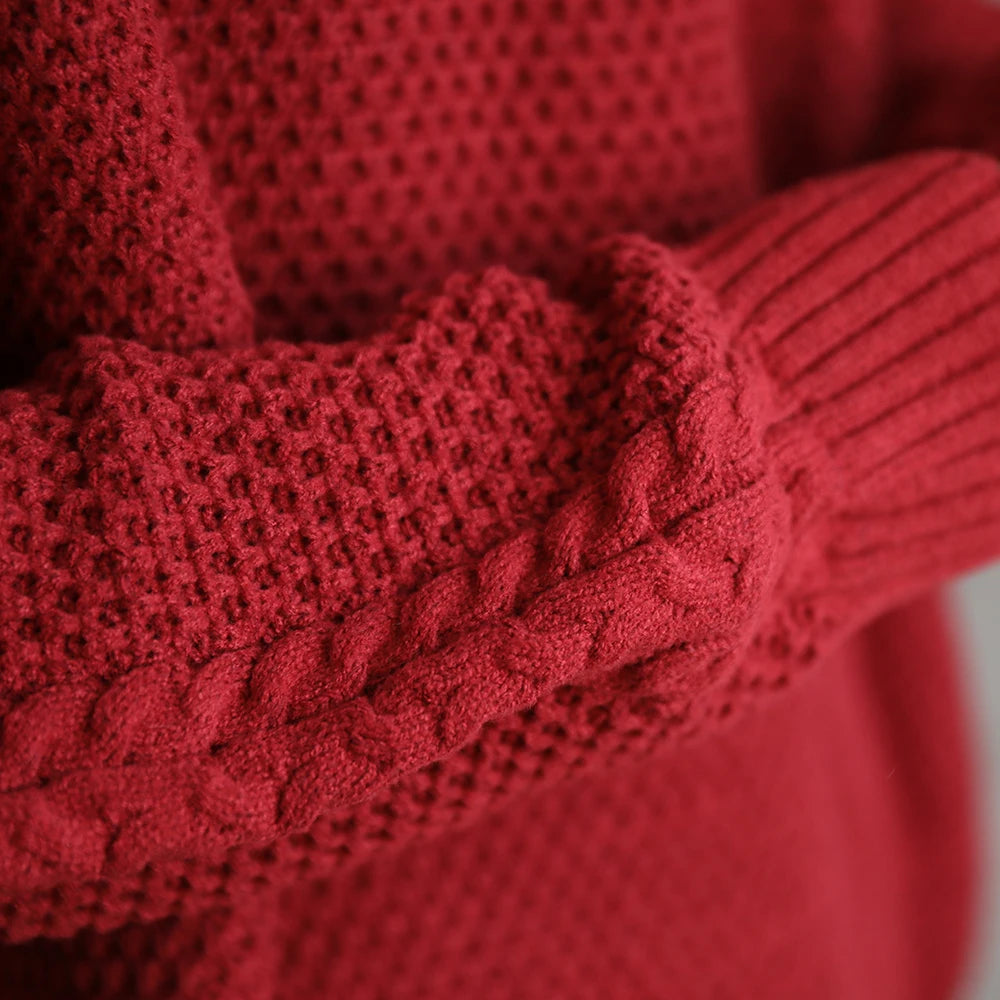 Threebooy Heavy Japanese Sweater Loose Round Neck Pullover Fashionable High-end Red Sweater Men Women's Inner Base Knitted Sweater Chic