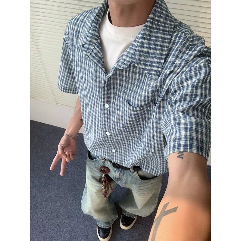 Threebooy Blue short-sleeved plaid shirt for men, summer cleanfit collar shirt, American loose couple style.