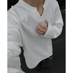 Threebooy Long Sleeved T-shirt Men Fashion White Casual V-neck T Shirt Men Streetwear Korean Loose Pleated T Shirt Mens Top Plus Size 5XL