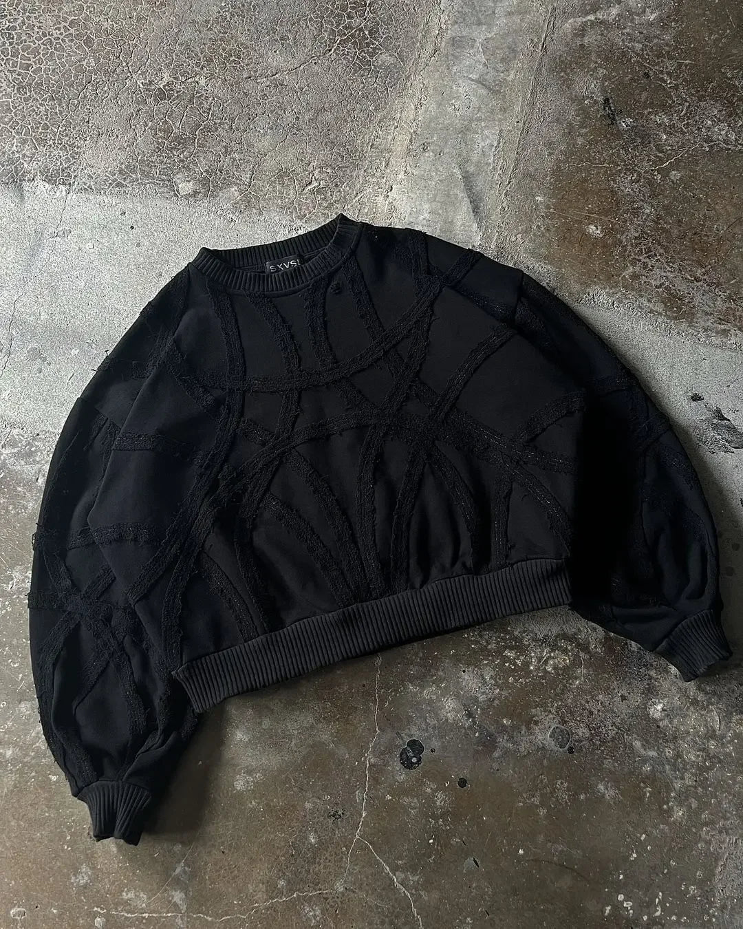 Threebooy New Retro Gothic Letter Pattern Black Sweatshirt Patchwork Striped Long Sleeved Y2k Sweater Pullover Sweatshirt Streetwear