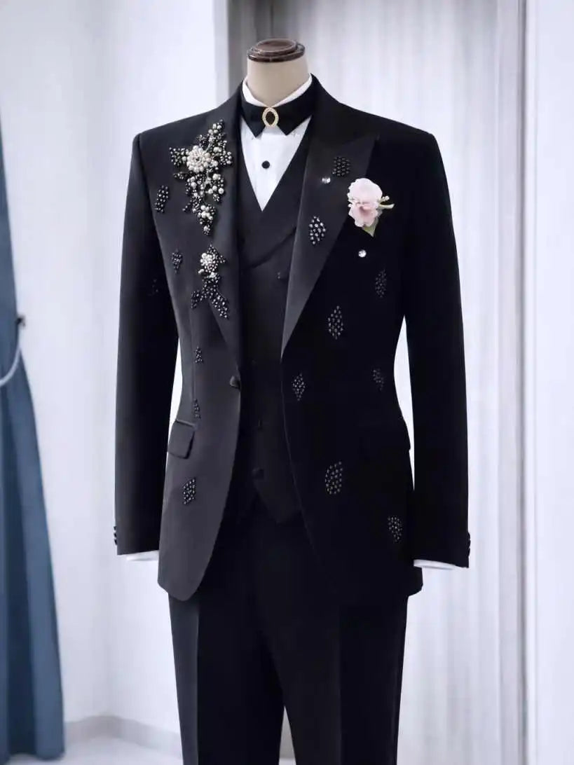 Threebooy  Luxury Beaded Wedding Groom Tuxedos 2 Piece Blazer Pants Peak Lapel One Button Formal Occasion Prom Party Banquet