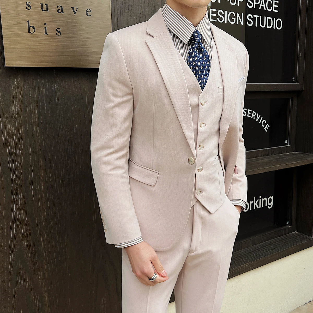Threebooy  High-quality, fashionable and stylish casual suit set in three colors, a versatile men's professional suit set for spring and su
