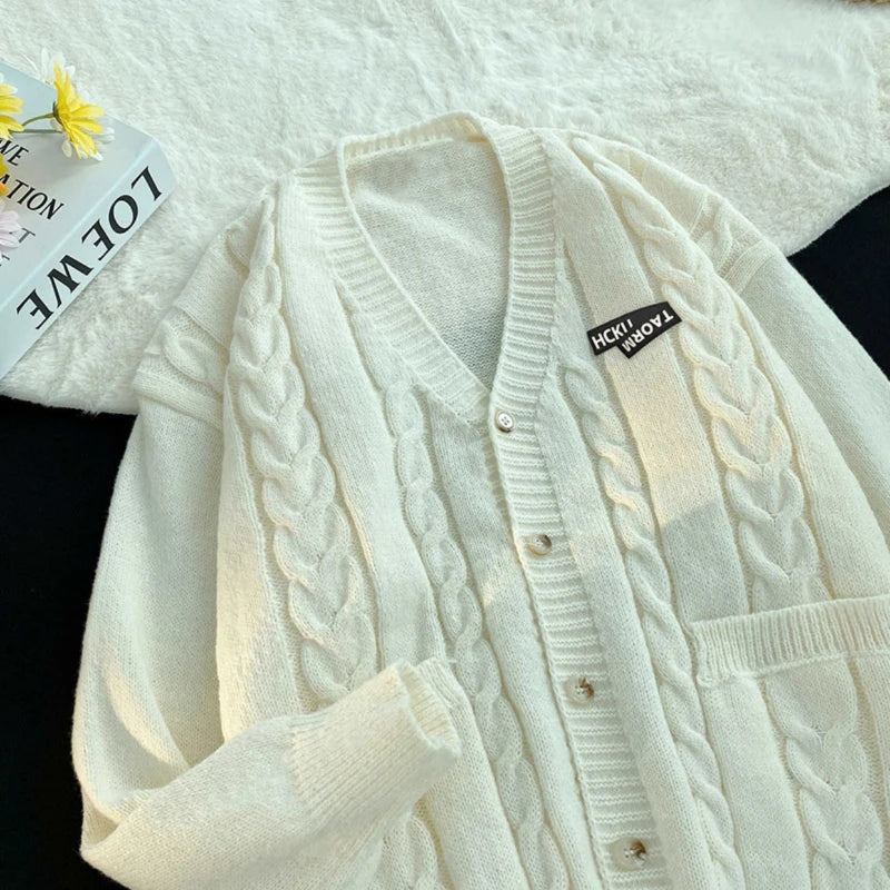 Threebooy Letter Twists Cardigan Sweater Men New Preppy Grunge Cityboy Knit Jacket Japan Couple Casual V-neck Sweater Coat