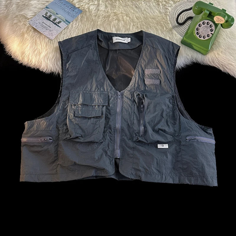 Threebooy  American Outdoor Multi-function Short Vest Jacket Basic Commuting Versatile Vest Cityboy Workwear Waistcoat Aesthetic Urban Chic