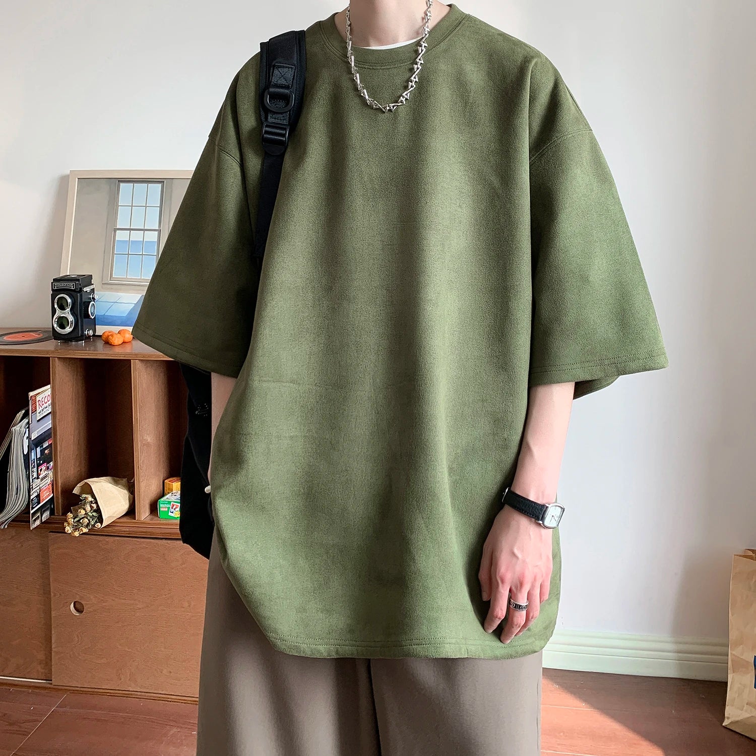 Threebooy  Summer T Shirt Men Oversized Solid Color Retro T Shirt Men Streetwear Hip-hop Loose Short Sleeved T-shirt Mens Suede T shirt
