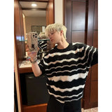 Threebooy Men T-shirts All-match Vintage Striped Classical Korean Style Breathable Hipster Casual Simple Clothing Soft Fashion O-neck Tees