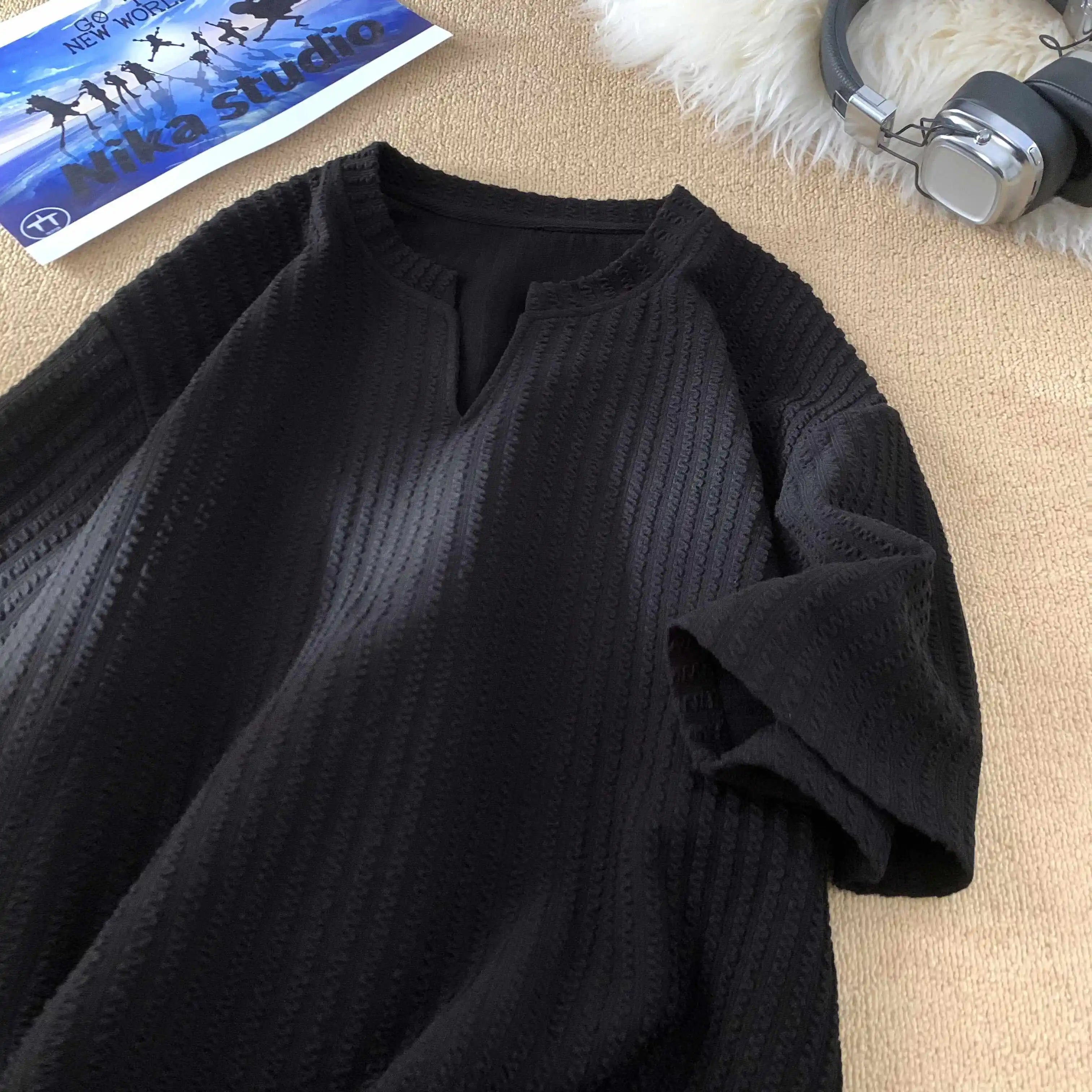 Threebooy Fashionable High-end V-neck Short-sleeved T-shirt Men's Korean Style Summer Fashion Handsome Clothes Loose Versatile Top Chic