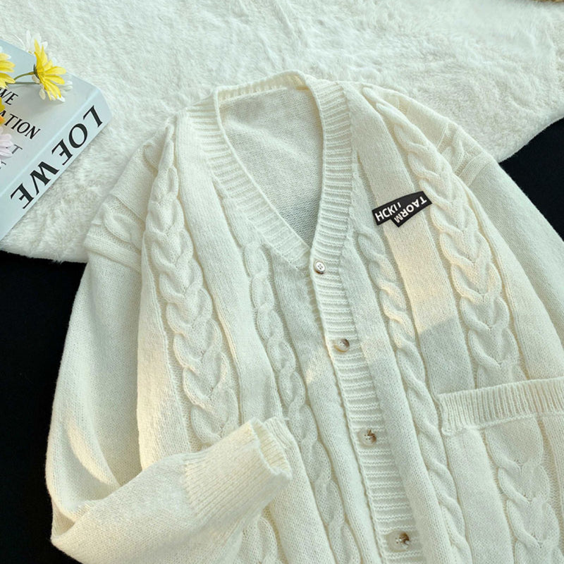 Threebooy Letter Twists Cardigan Sweater Men New Preppy Grunge Cityboy Knit Jacket Japan Couple Casual V-neck Sweater Coat
