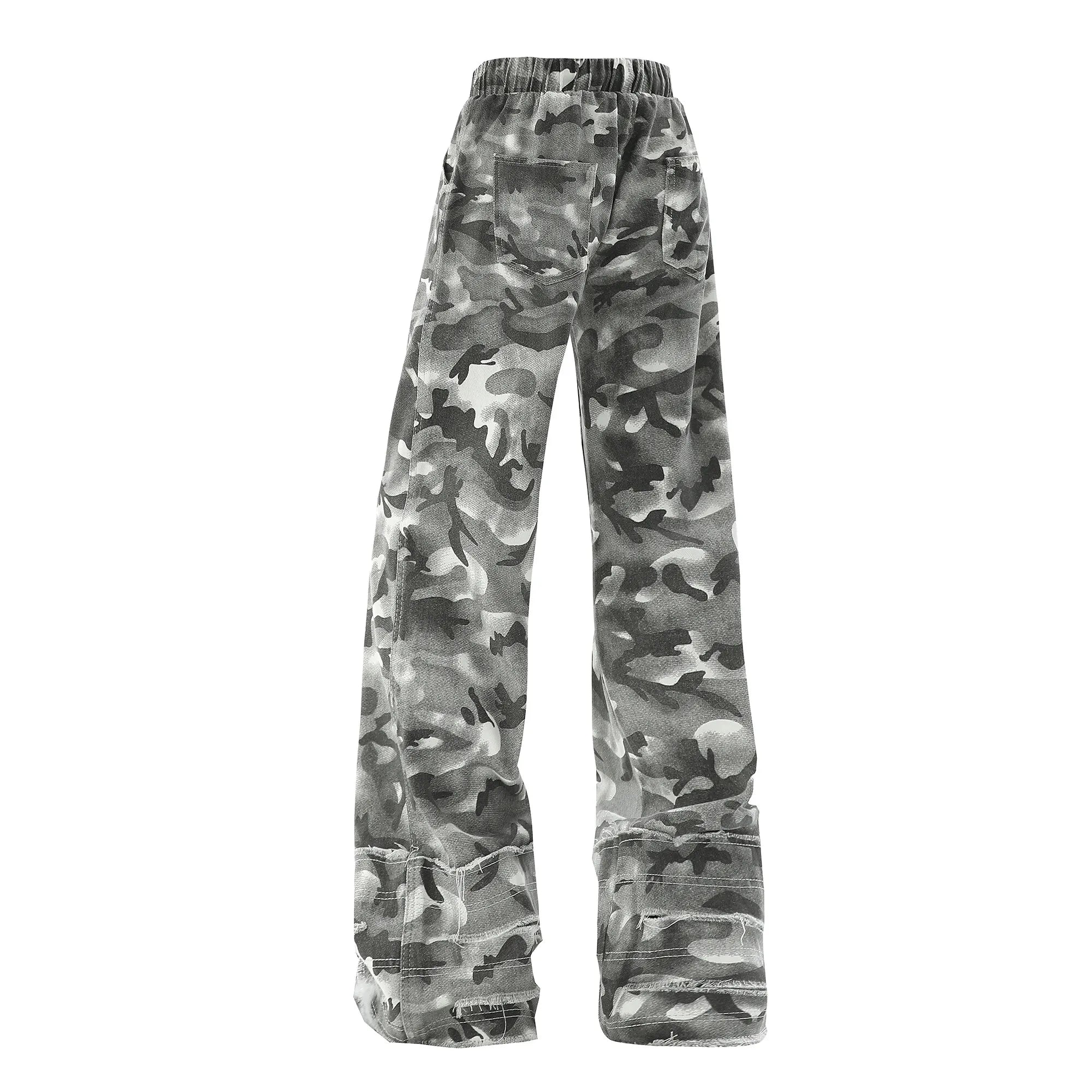 Threebooy Men Camouflage Loose Fit Jeans Elastic Drawstring Waist Frayed Hem Streetwear Trendy Comfortable Stylish Denim Urban Fashion