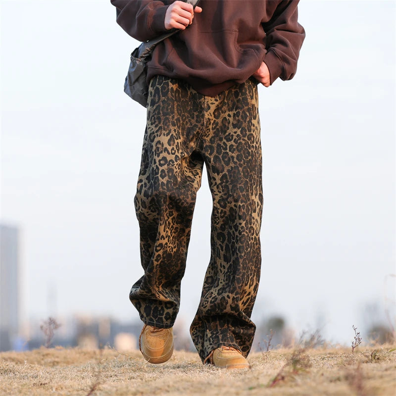 Threebooy  Leopard Print Jeans Men Fashion Retro Wide Leg Jeans Men Streetwear Hip-hop Loose Straight Jeans Mens Vintage Denim Trousers