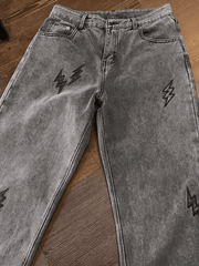Threebooy Men's Lightning Embroidered Straight Jeans